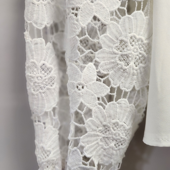 Blouse - Picture 4 of 4